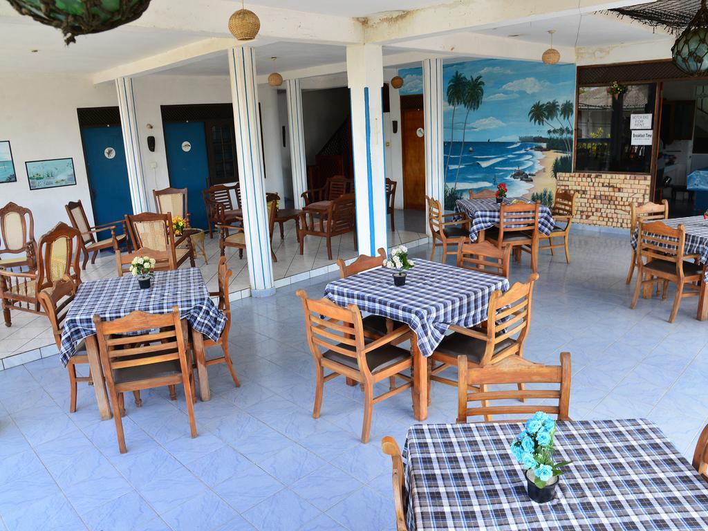 Hotel Happy Tuna Hikkaduwa Esterno foto