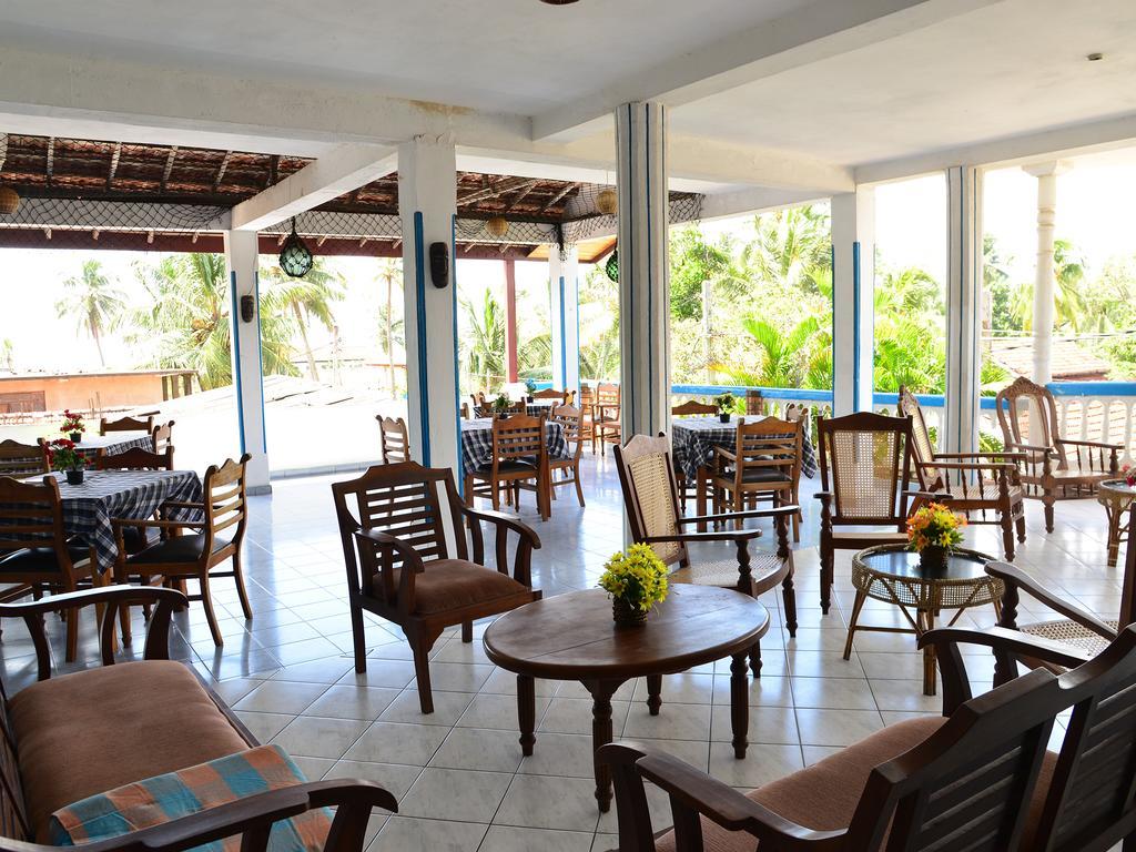Hotel Happy Tuna Hikkaduwa Esterno foto
