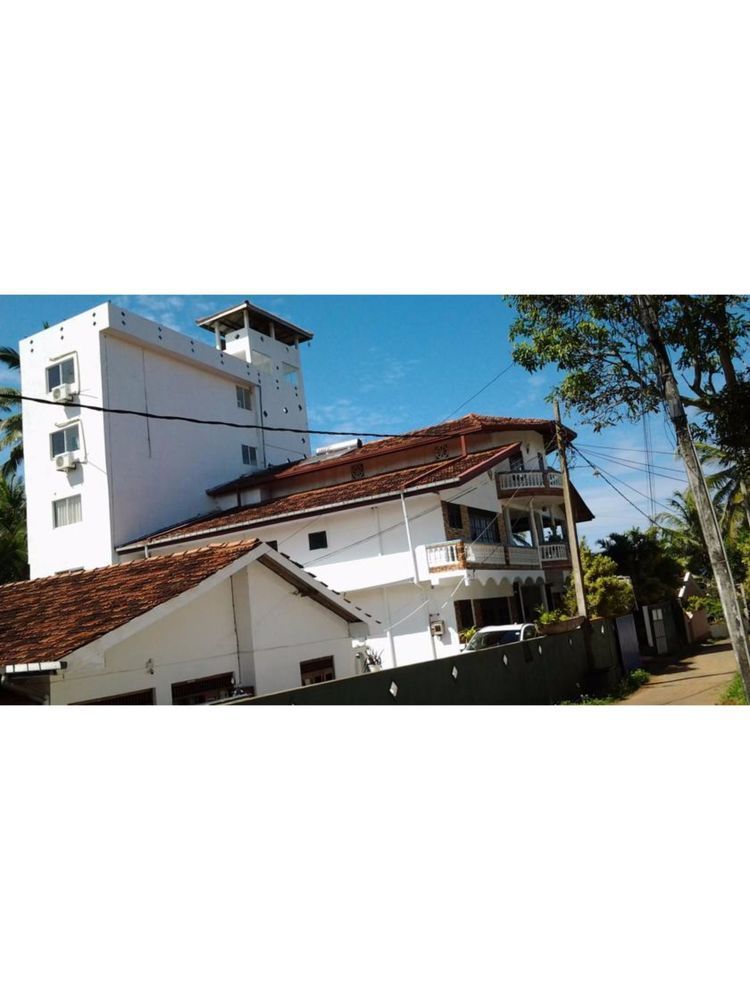 Hotel Happy Tuna Hikkaduwa Esterno foto